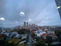 one-pemimpin photo thumbnail #5